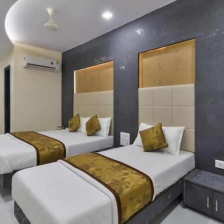 Hotel Aroma- Dadar Mumbai Exterior foto