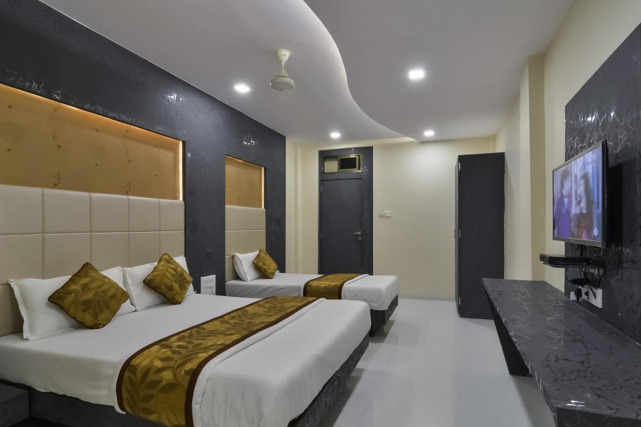 Hotel Aroma- Dadar Mumbai Exterior foto