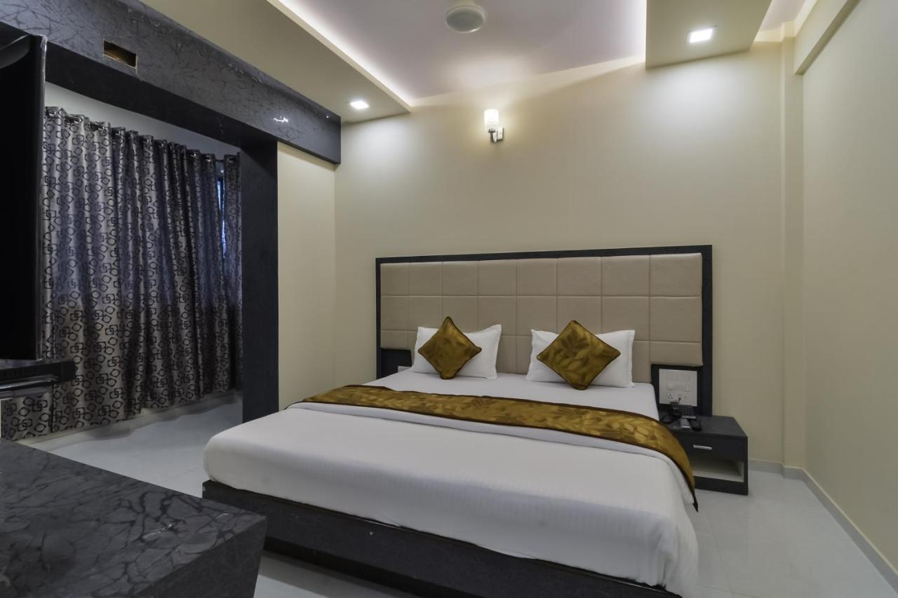 Hotel Aroma- Dadar Mumbai Exterior foto